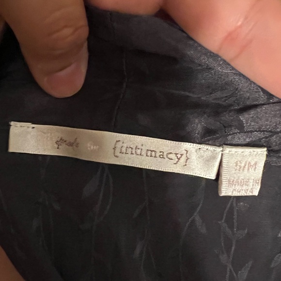 NK Imode Silk Robe - Picture 4 of 4